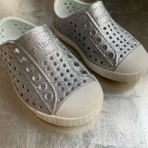 Native Jefferson Bling. Toddler Size 5